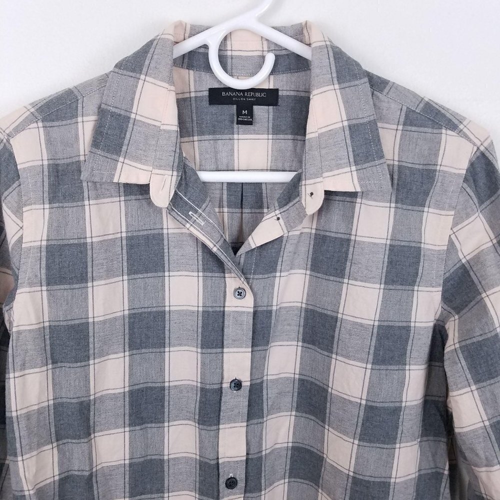 Banana Republic Medium Dillon Button Up Long Sleeve Plaid Shirt Blouse Gray